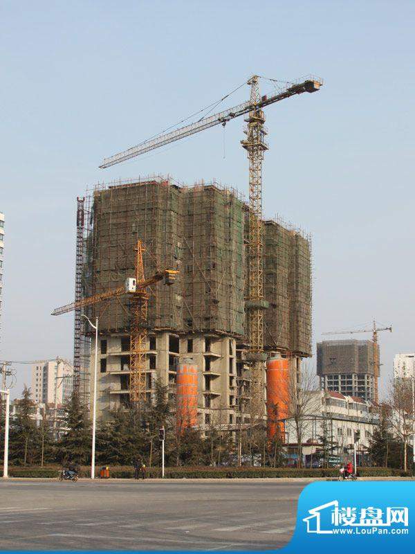 宜辉现代城高层施工实景图（20111227）