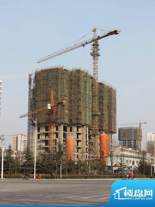 宜辉现代城高层施工实景图（20111227）