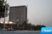 青辰国际楼体工程外景图(20101104)