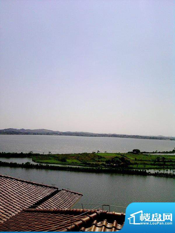 武汉锦绣香江商铺湖景图（20110728）