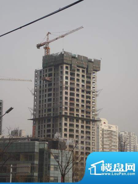 唐宁ONE楼体实景图 2010-01