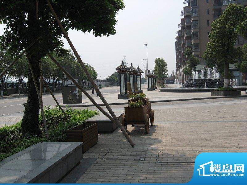 江南第一城售楼中心外景图（2010-05-26