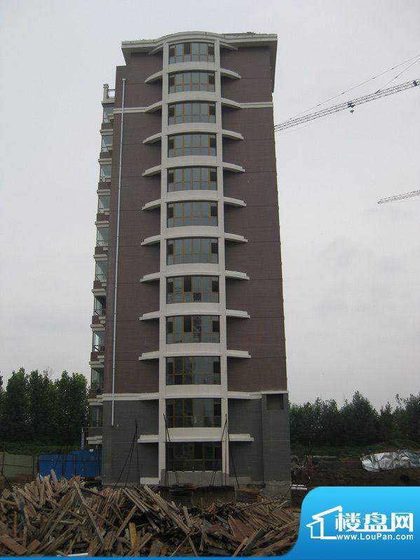 上河园19号楼工程进度实景图(20110818)