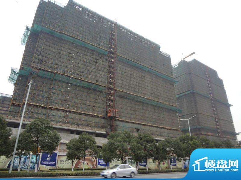 和兴东城三期1号楼工程进度图（2012.02
