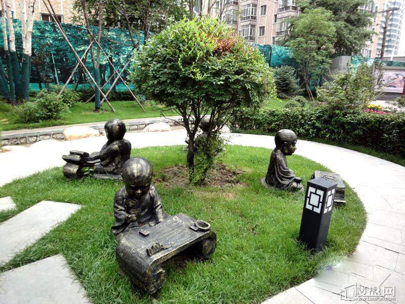 保利清华颐园琴棋书画小童雕塑（2012-07-05