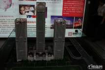 银泰城销售中心沙盘实景图（2012-7-30）