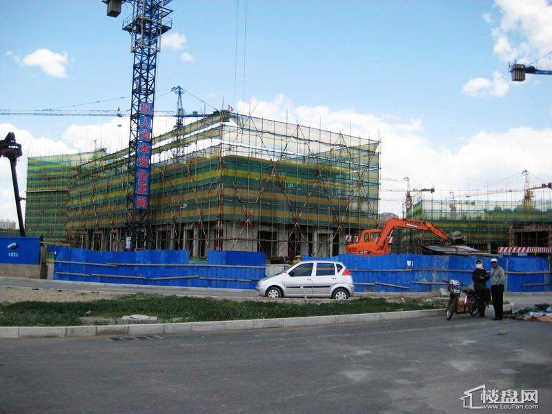 福顺尚景项目已建至地上三层（2012-05-24）