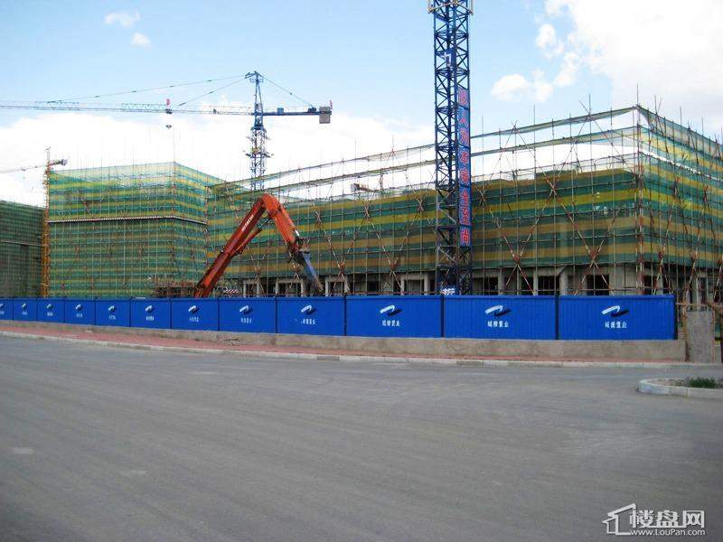 福顺尚景项目已建至地上五层（2012-05-24）