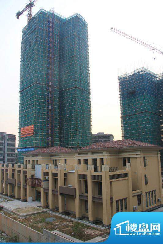 嘉峰汇小区施工进展外景图（20120820）