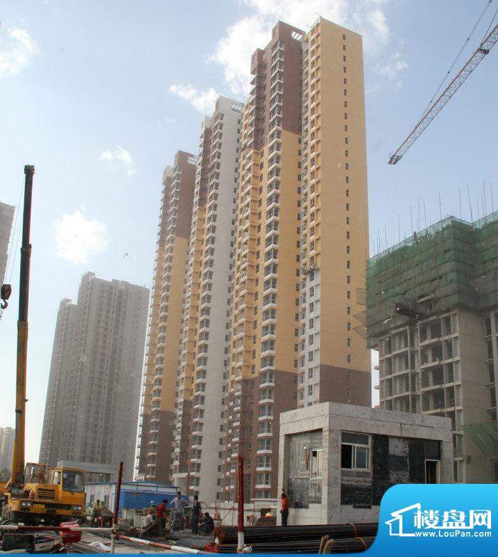 壹江城实景图6号楼工程进度（2012.9）