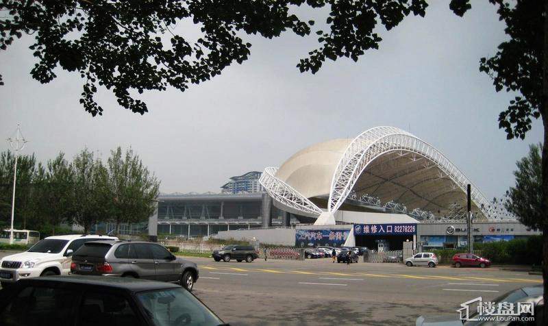 悦山国际周边会展中心（2012-06-06）