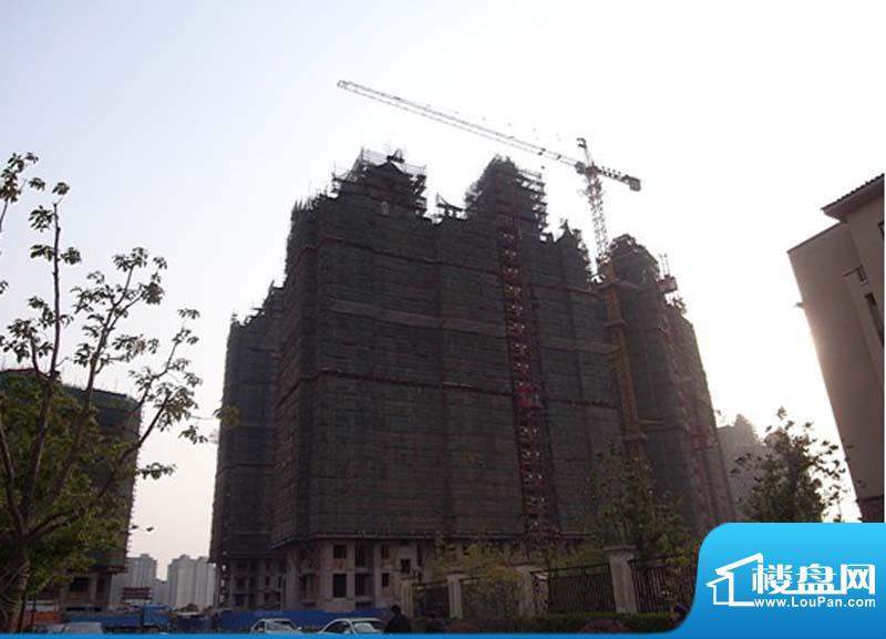 新湖明珠城实景图在建3#楼已封顶2010.4