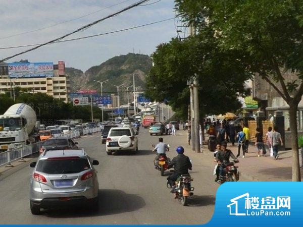 小西湖新华厂家属院