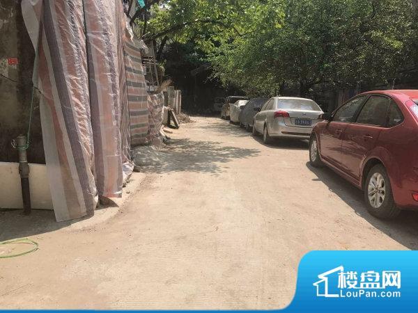 苜卫路27号小区