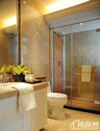 融科东南海二期215平米美式奢华风格之盥洗室