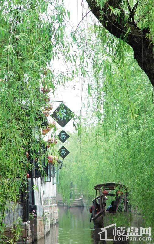 烟雨长廊