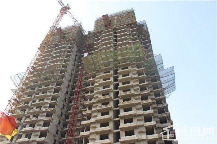 哈罗城社区实景 9#楼目前已近封顶，正在进行二次结构建设