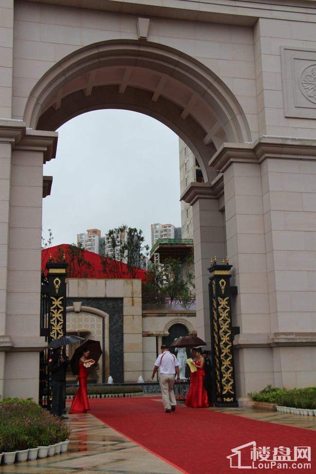 盛科城凯旋门（摄于2014-11）
