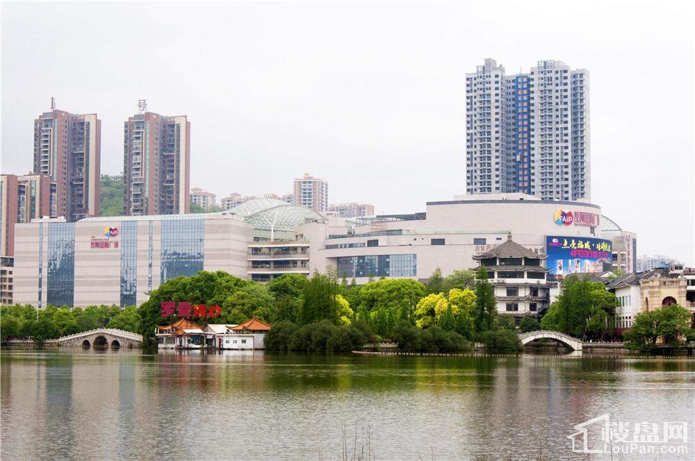 友阿国际广场商场外部实景