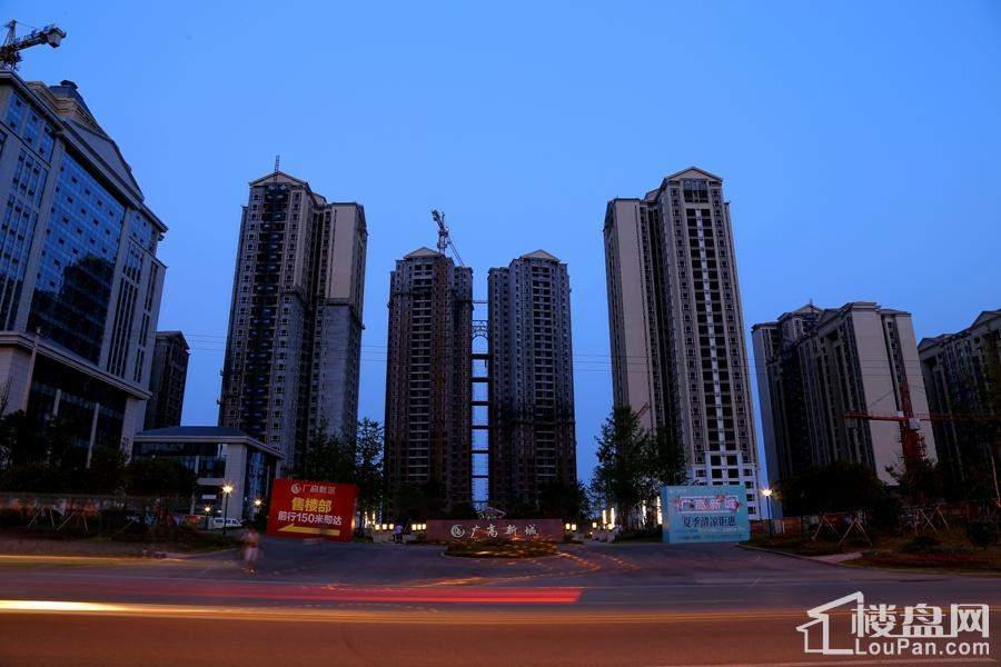 广高新城夜景