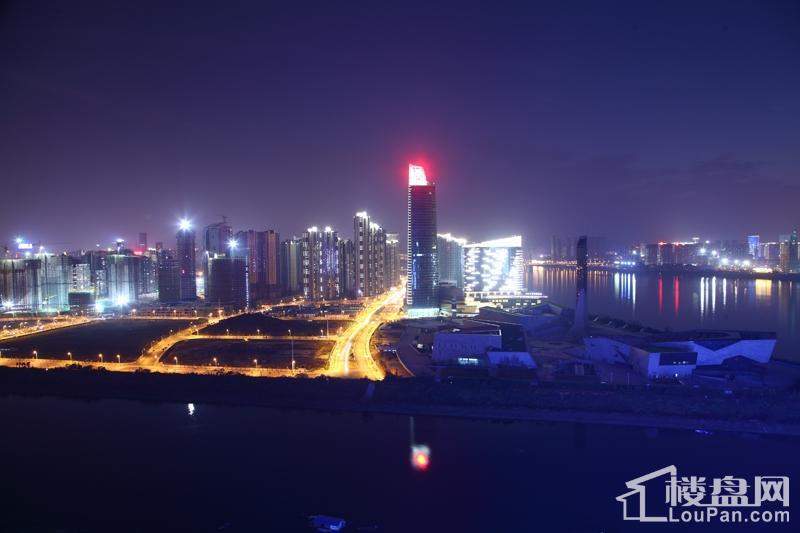  恒大御景半岛夜景实景图