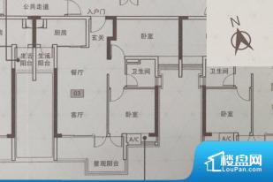 各个空间方正，后期空间利用率高。全明通透的户型，居住舒适度较高。整个空间有充足的采光，这一点对于后期居住，尤其重要。卧室位置合理，能够保证足够安静，客厅的声音不会影响卧室的休息；卫生间位置合理，使用起来动线比较合理；厨房位于门口，方便使用和油烟的排出。客厅、卧室、卫生间和厨房等主要功能间尺寸以及比例合适，方便采光、通风，后期居住方便。公摊相对合理，一般房子公摊基本都在此范畴。日常使用基本满足。