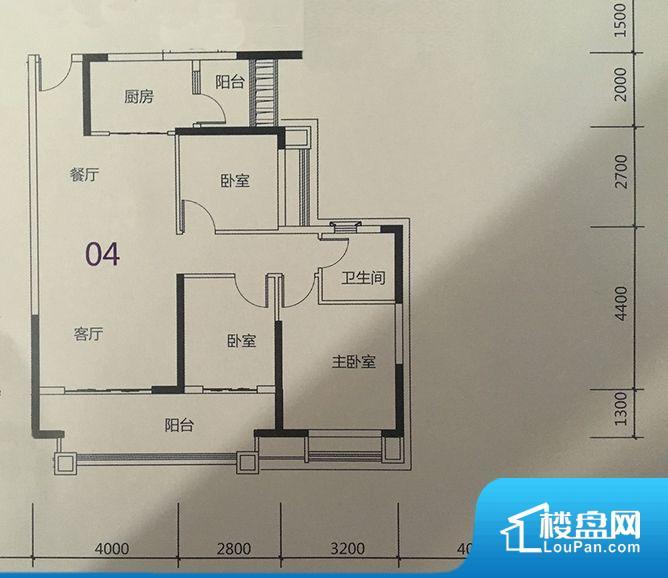 各个空间方正，后期空间利用率高。整个空间不够通透，不利于空气流通，尤其是夏天会比较热。卧室位置合理，能够保证足够安静，客厅的声音不会影响卧室的休息；卫生间位置合理，使用起来动线比较合理；厨房位于门口，方便使用和油烟的排出。客厅、卧室、卫生间和厨房等主要功能间尺寸以及比例合适，方便采光、通风，后期居住方便。公摊低于15%，得房率高；但是由于公摊太低，小区内基本设施可能很难保证。