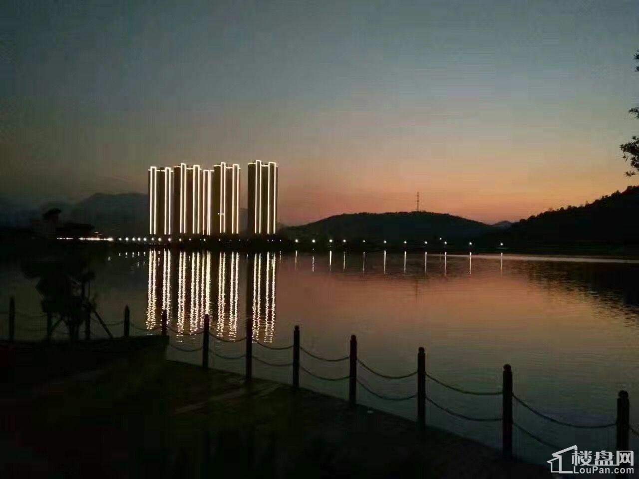 千里湖山一期实景