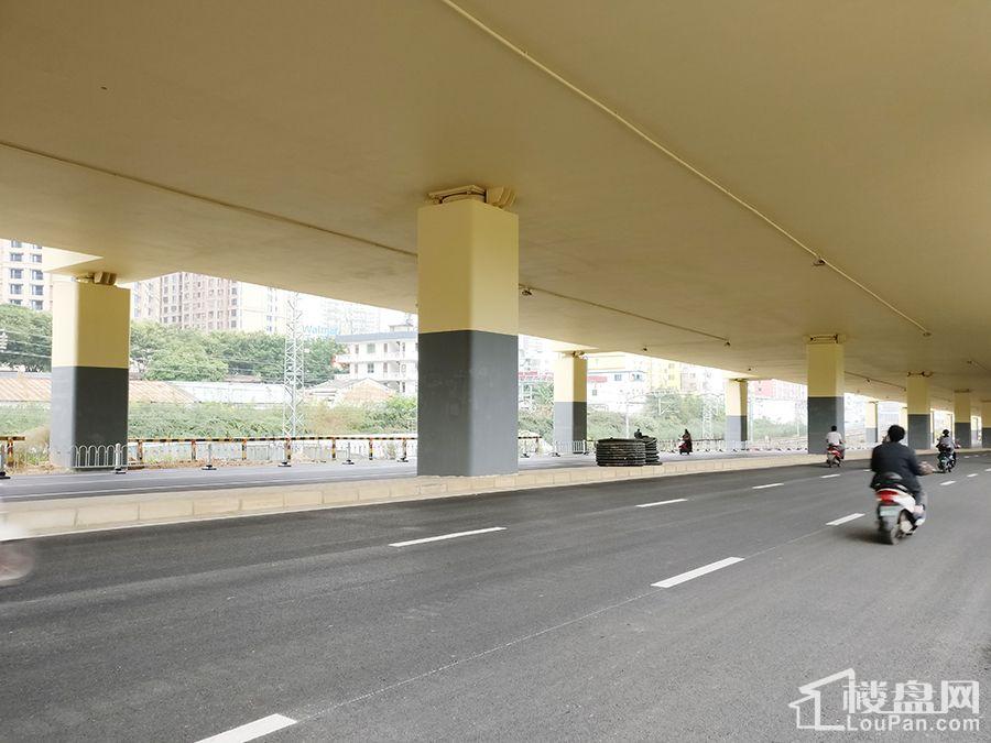 壮观!多角度"围观"南宁东西向快速路园湖民主路段(组图)-南宁楼盘网