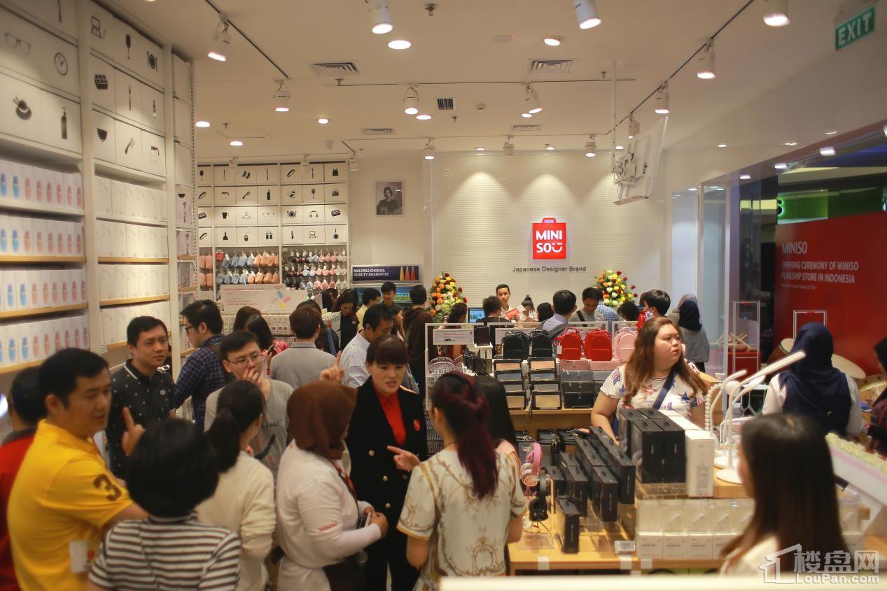 名创优品强势进驻 这个购物中心不简单!