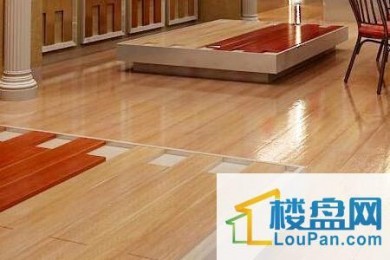 安心地板和安信地板哪个较好？地板挑选的小窍门是什么？