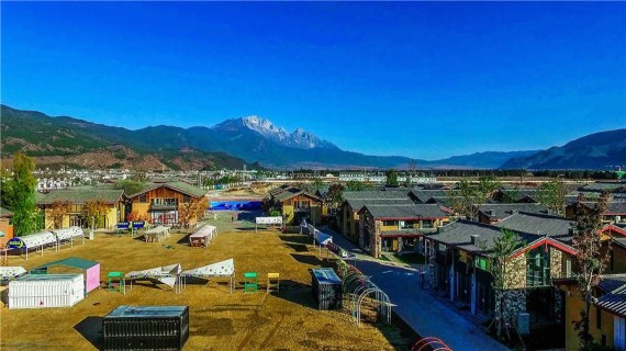 雪山艺术小镇实景图