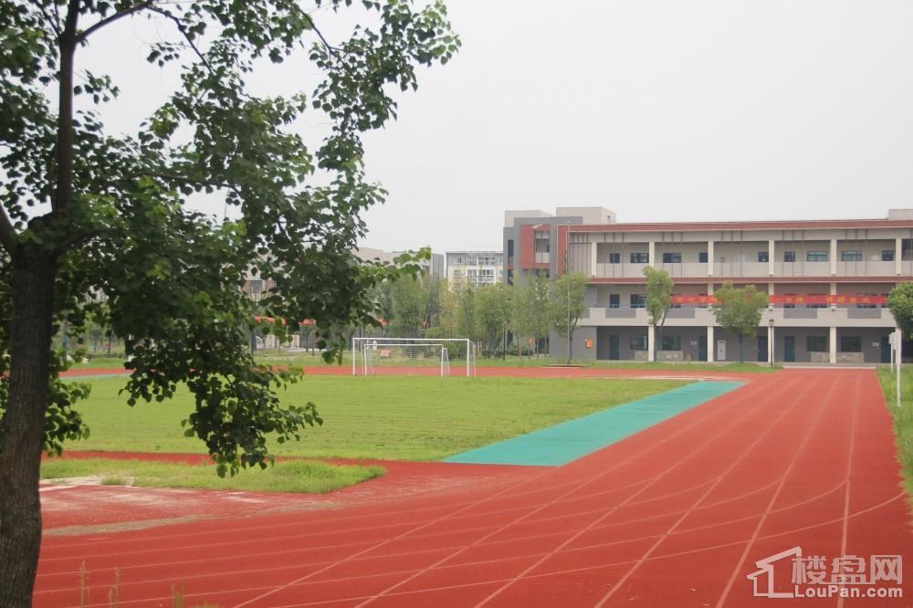 周边配套邗江实验小学