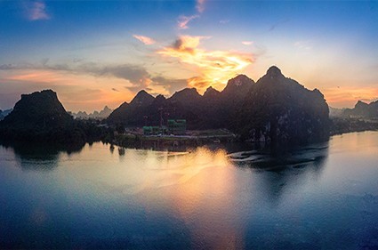 博翠江天实景图